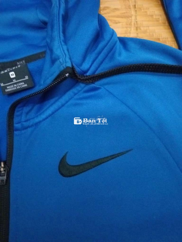 Áo khoác thun nỉ Nike size M