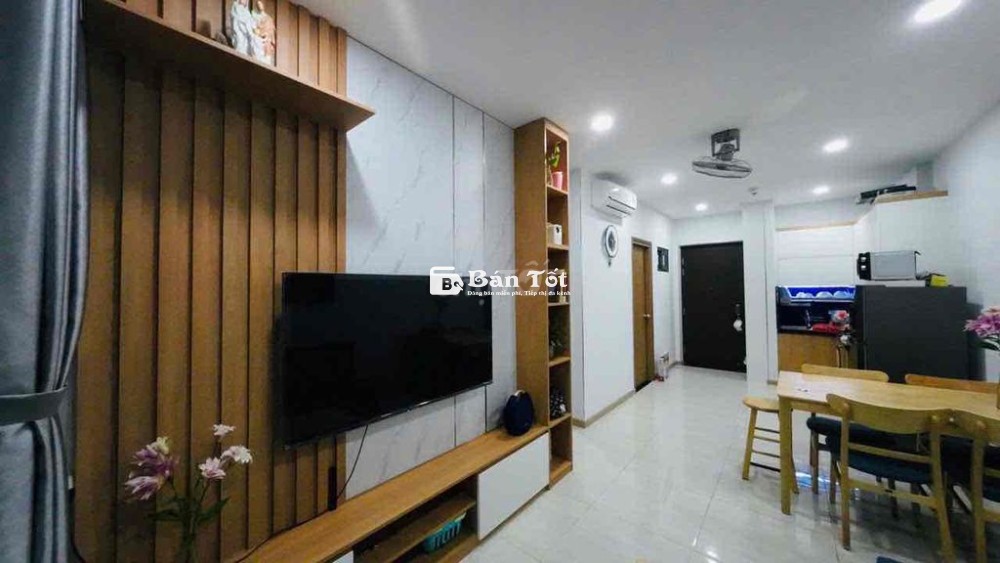 Cho thuê căn hộ 2pn2wc 52m2