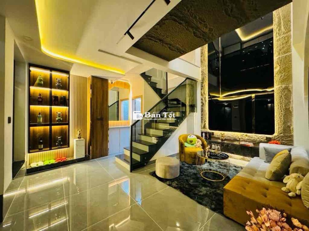 Phú Nhuận HXH - Nhà đẹp - Ngang 6M - 4T BTCT - Chỉ 7.x tỷ