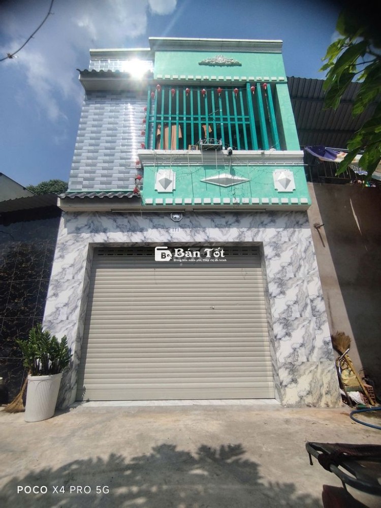 Nhà lầu đẹp gần Ủy ban Bình Mỹ và cầu Rạch Tra chỉ 2.1 tỷ