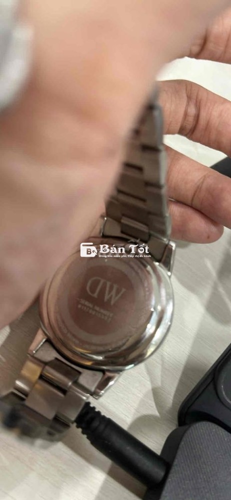 pass nhanh đồng hồ DW chính hãng 1 củ TPHCM
