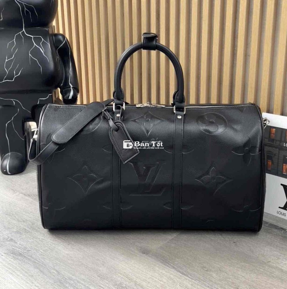 Túi Trống Du Lịch LV Đen Dập Vân Chìm