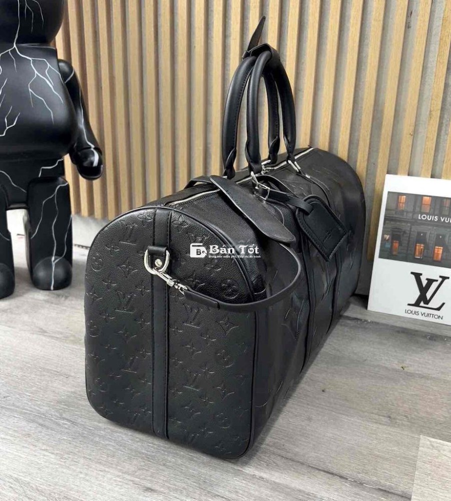 Túi Trống Du Lịch LV Đen Dập Vân Chìm