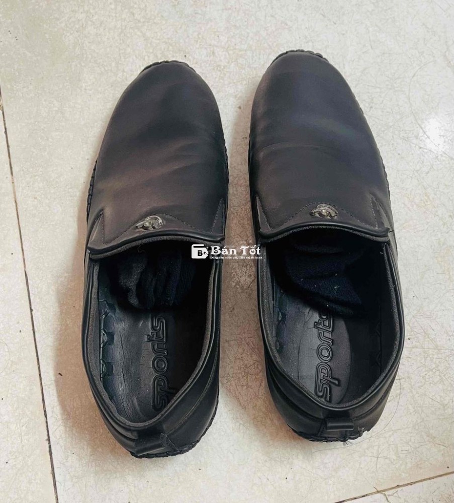 Giày đẹp loại không dây hành đặt