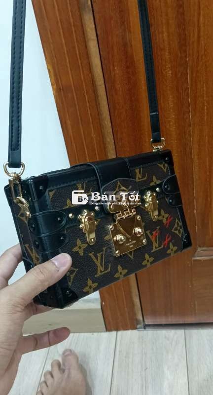 TÚI L.V HÀNG HONGKONG XACH TAY DA THẬT XỊN LÓT DA