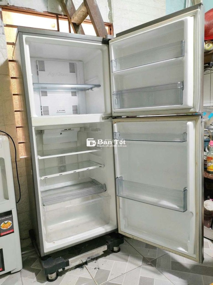 Tủ lạnh Panasonic Inverter 267 lít máy móc zin ạ