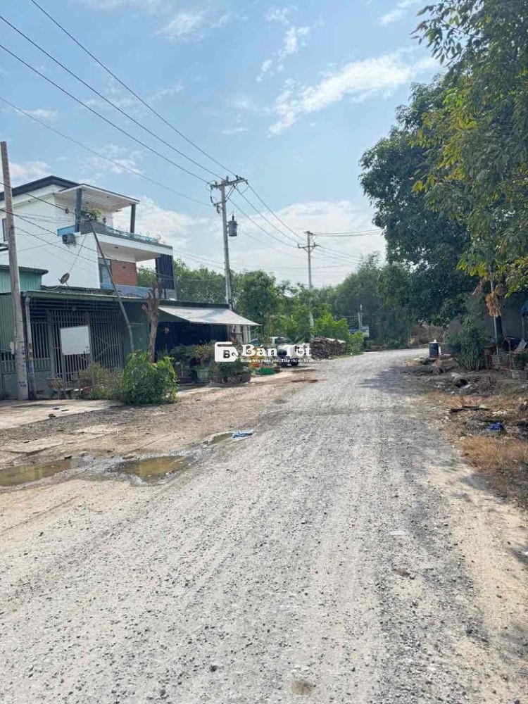 đất 6,27x23 tại tân hiệp tân uyên bình dương