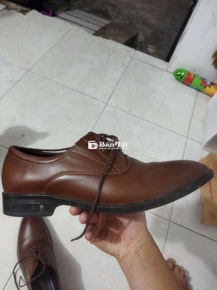 Giày nam - Hồng Thạnh - size 42 - mới 99%