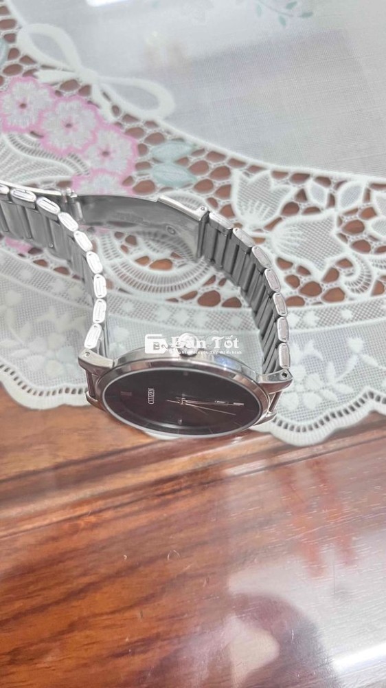 Pass rẻ lại đồng hồ Citizen còn rất mới, đang xài