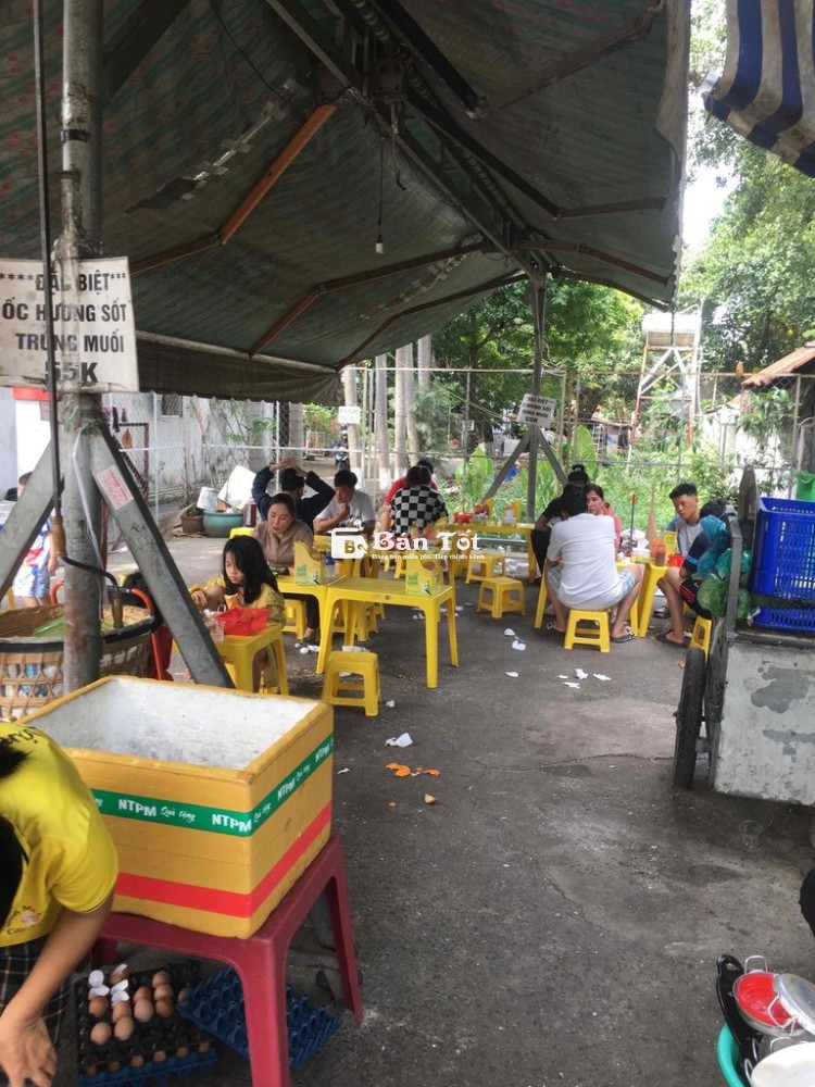 Sang quán bò né bánh mì chảo