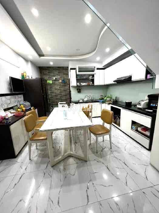 NHÀ 3 TẦNG HXH THÔNG - GẦN KHU DC VĨNH LỘC - DT 72M2 - GIÁ 5 TỶ NHỈNH