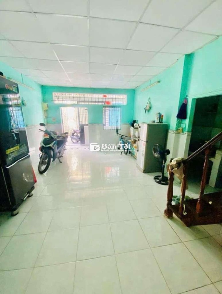KHÔNG CÓ ĐỐI THỦ CẠNH TRANH ,GIÁ BÈO NHẤT KHU VỰC ,30M CHỈ HƠN 2 TỶ