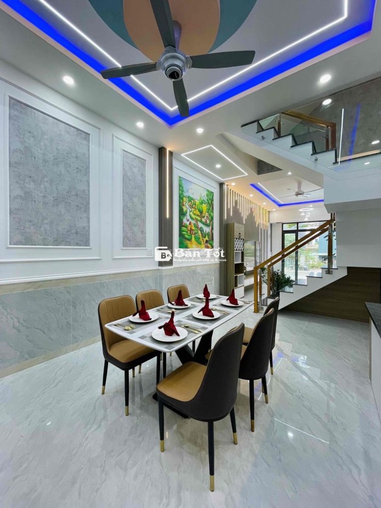 Giá chỉ 4ty1  ( Thương Lượng) 🏠nhà 3 lầu  Tp. Thuận An, BD + full nội