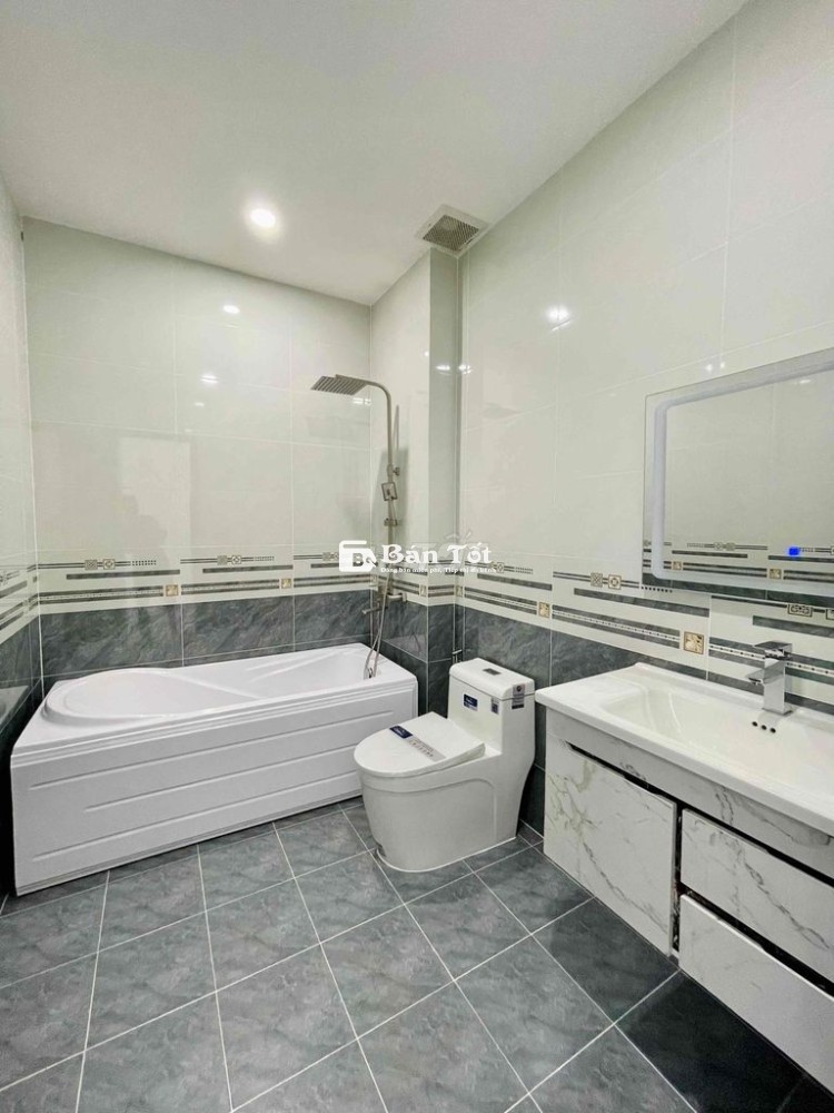 Giá chỉ 4ty1  ( Thương Lượng) 🏠nhà 3 lầu  Tp. Thuận An, BD + full nội