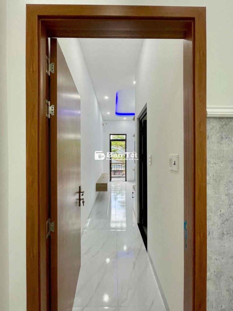 Giá chỉ 4ty1  ( Thương Lượng) 🏠nhà 3 lầu  Tp. Thuận An, BD + full nội