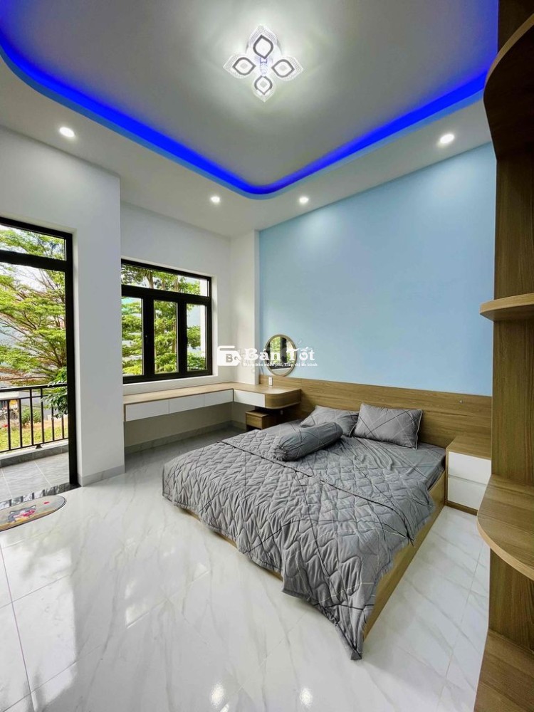 Giá chỉ 4ty1  ( Thương Lượng) 🏠nhà 3 lầu  Tp. Thuận An, BD + full nội