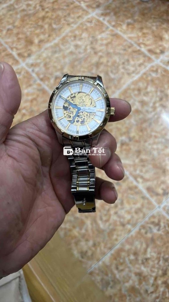 đổng hồ Op đang dùng bình thường tích cót lâu