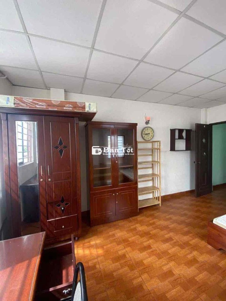 Phòng trọ 18m2 đường Nguyễn Cửu Vân. Chính chủ cho thuê