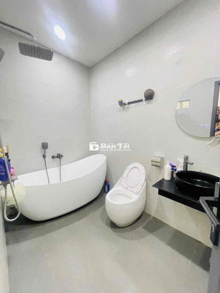 NHÀ ĐẸP HẺM 5M CHIẾN LƯỢC BÌNH TÂN DT 4,8x13M GIÁ 4,85 TỶ.
