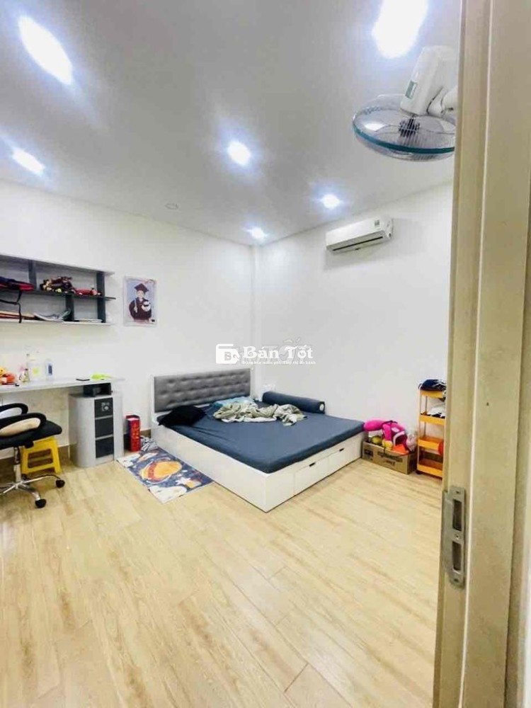 NHÀ ĐẸP HẺM 5M CHIẾN LƯỢC BÌNH TÂN DT 4,8x13M GIÁ 4,85 TỶ.