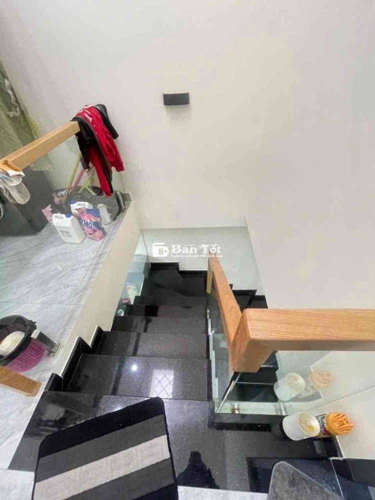 NHÀ ĐẸP HẺM 5M CHIẾN LƯỢC BÌNH TÂN DT 4,8x13M GIÁ 4,85 TỶ.