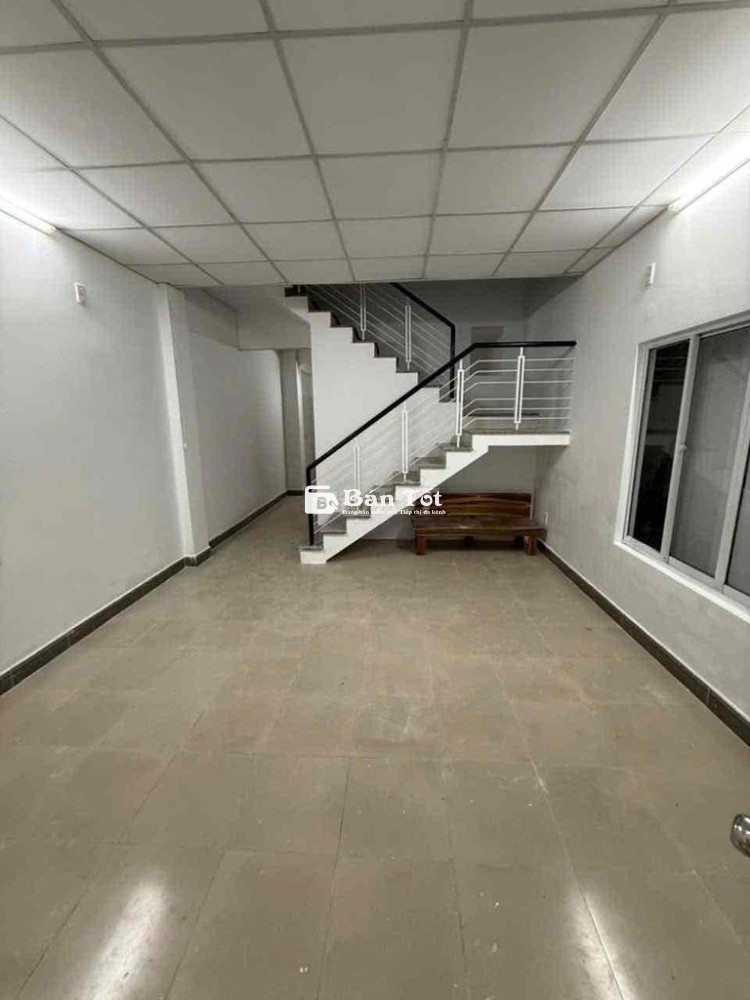 Bán nhà 1.5 Tầng Xuân Đán 1 _ đấu lưng Trần Cao Vân
