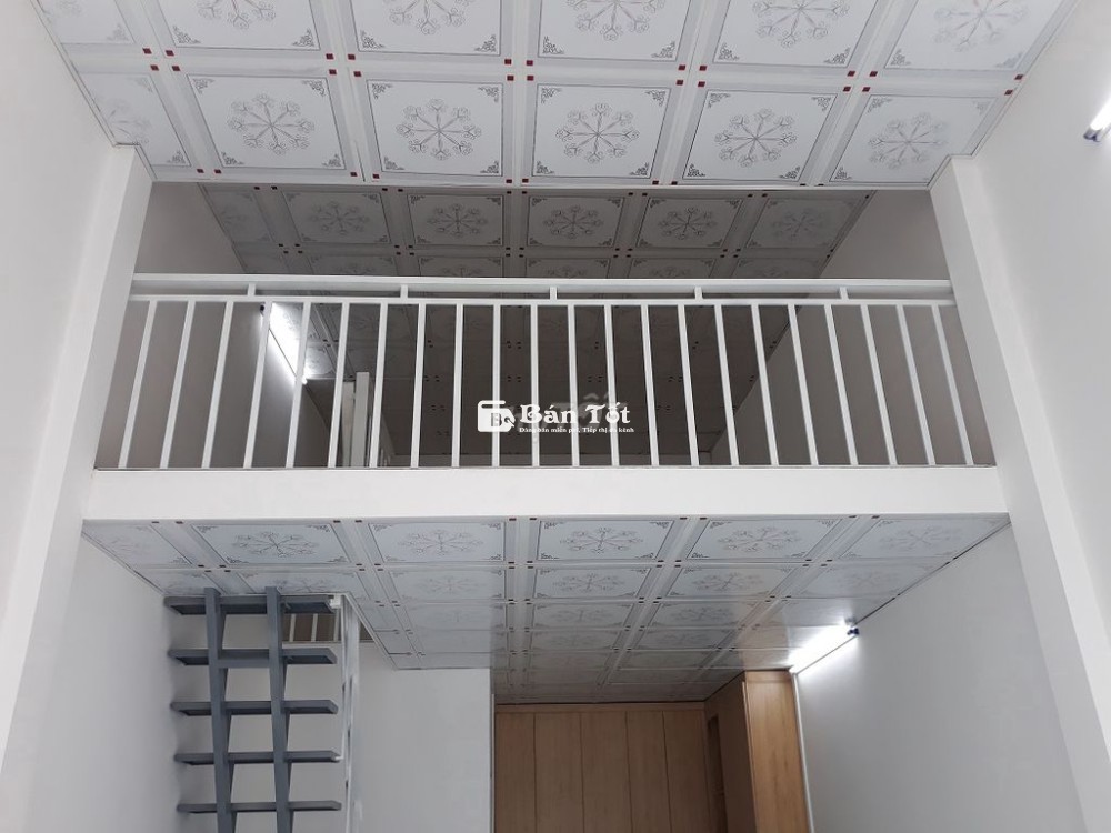 Nhà gác lửng (3.7m x 9m) hẻm đường Đặng thúc Vịnh gần ngã 3 Đồn HM