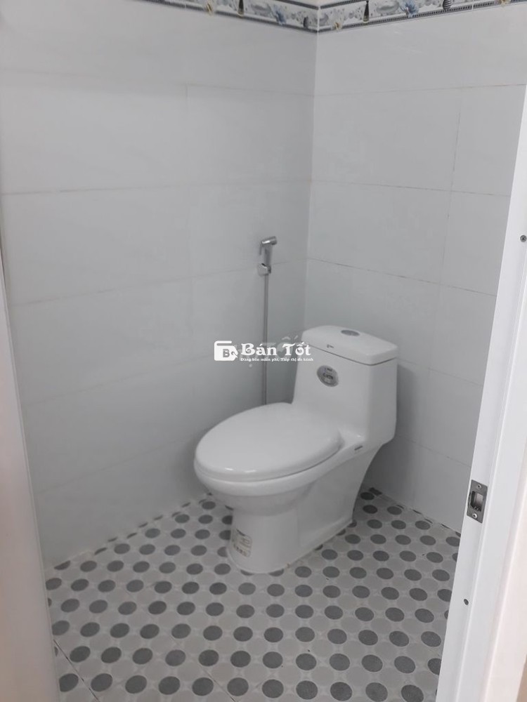 Nhà gác lửng (3.7m x 9m) hẻm đường Đặng thúc Vịnh gần ngã 3 Đồn HM