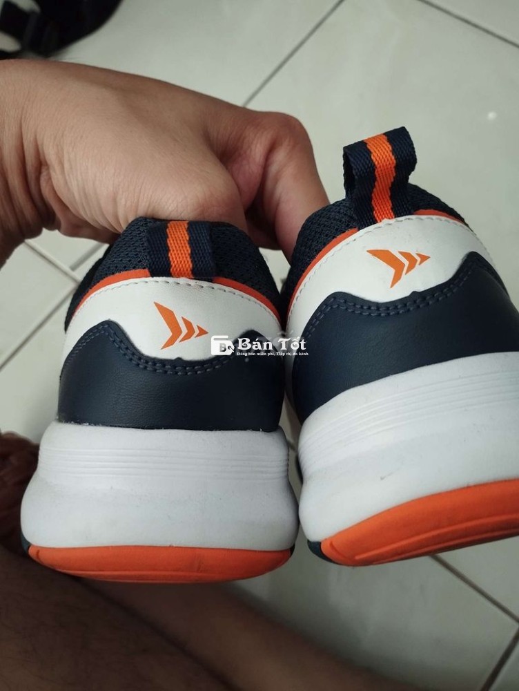 Giày Bitis Hunter Trắng Cam như mới 99%