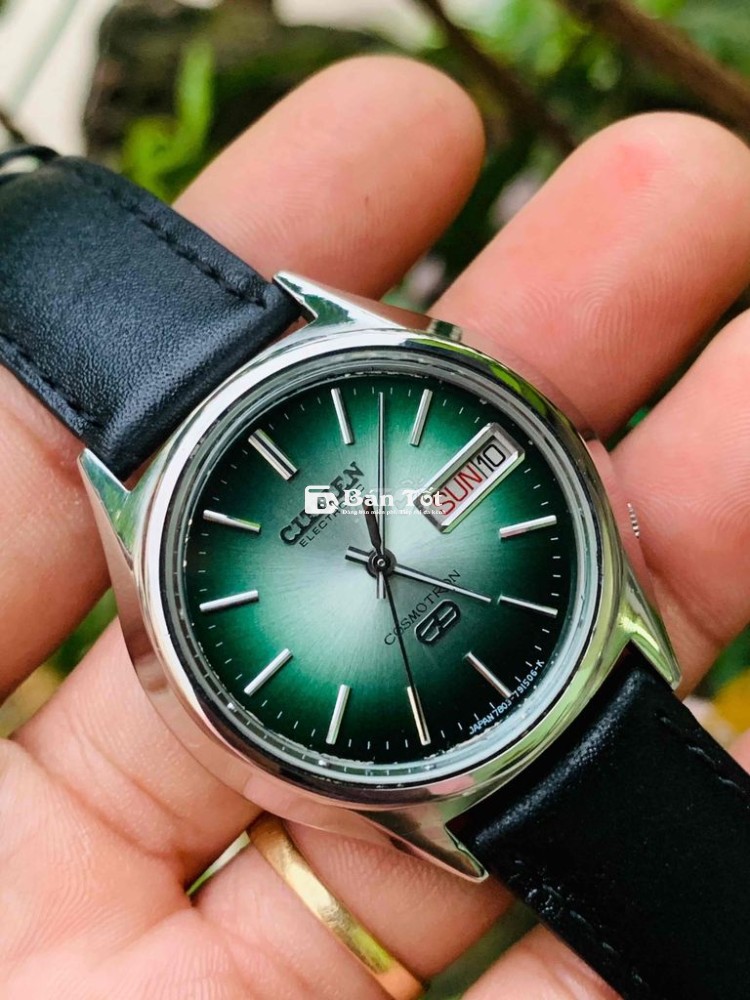 Citizen Nhật pin lai cơ