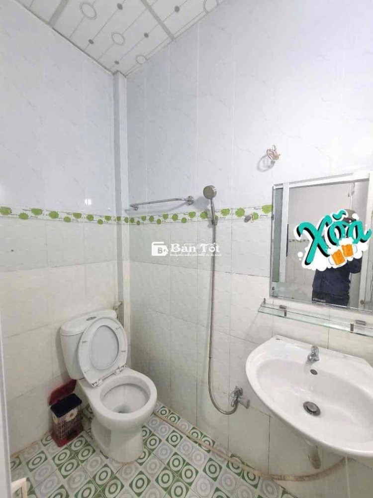 Nhà trệt lửng 3 phòng ngủ, lộ ô tô, cách Đại Học Y Dược 3km