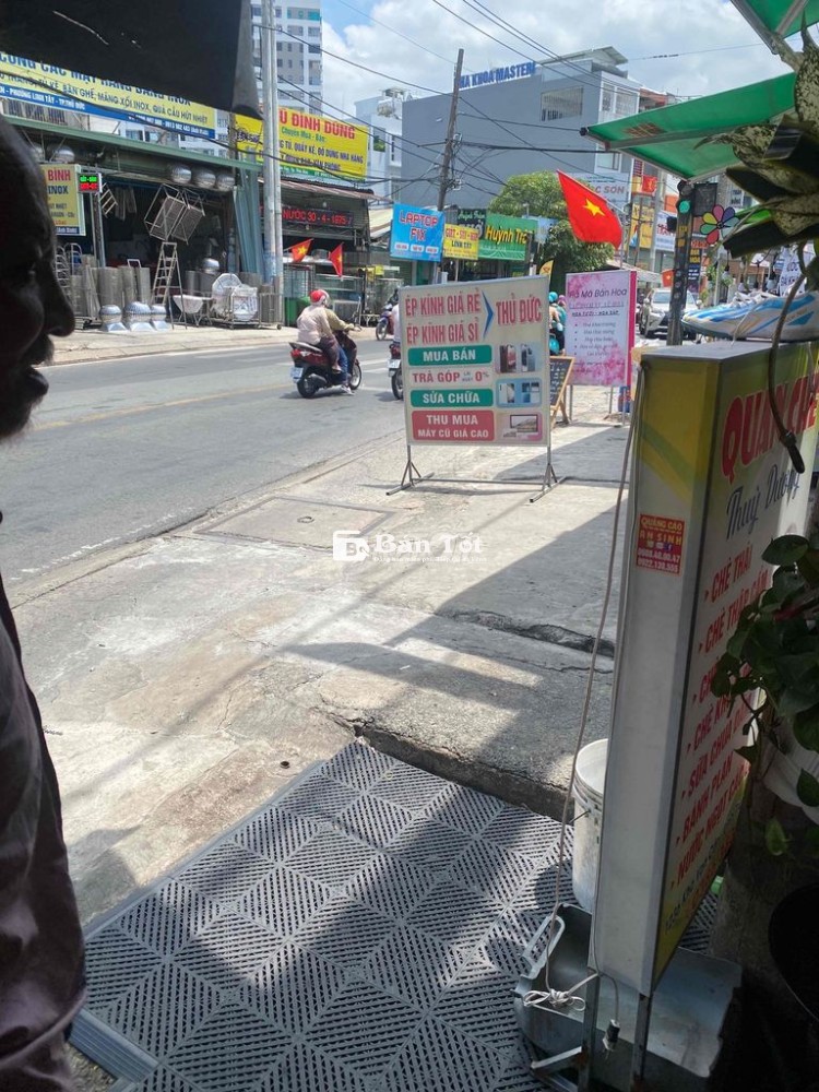 cho thuê chỗ đứng bán