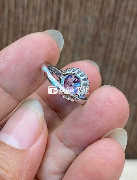 Nhẫn Nữ hợp kim mạ bạc, viền đính đá trắng, tím