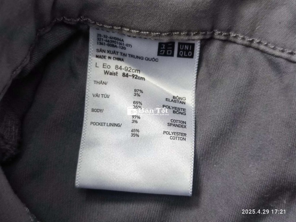 Quần kaki uniqlo chính hãng