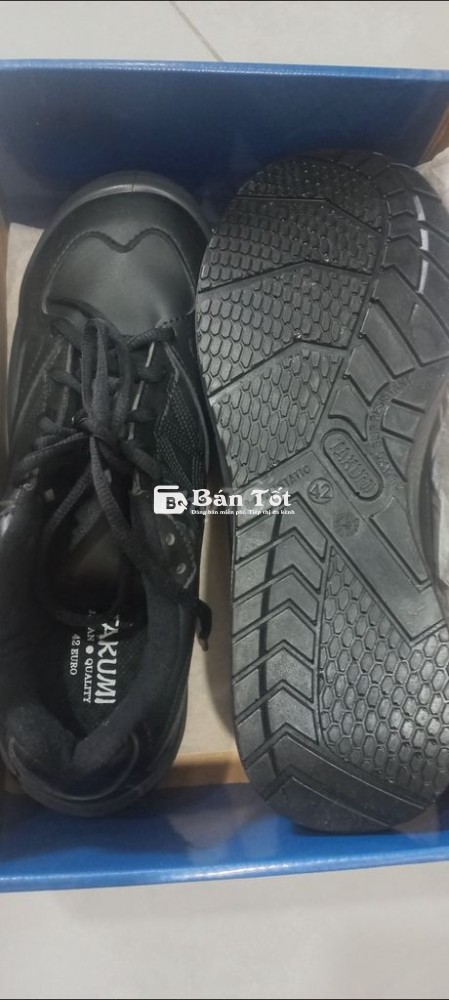 Giày bảo hộ takumi size 42 hàng mới
