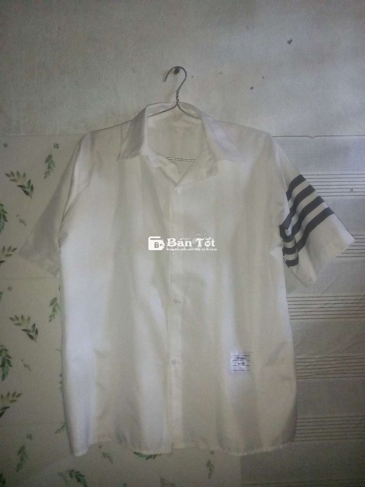 Cần pass đồ mới mặc vài lần từ 50k đổ lên nhé