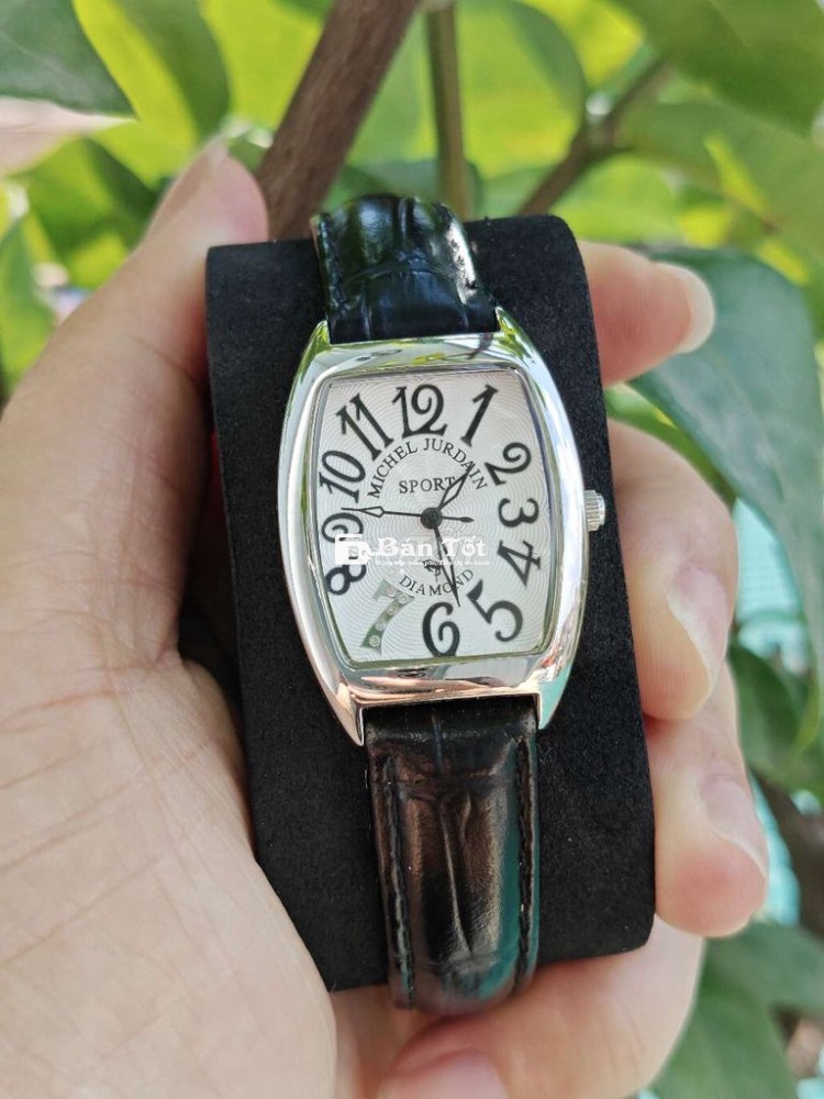 Tank Michel Jurdain quartz cọc số học trò nổi đẹp