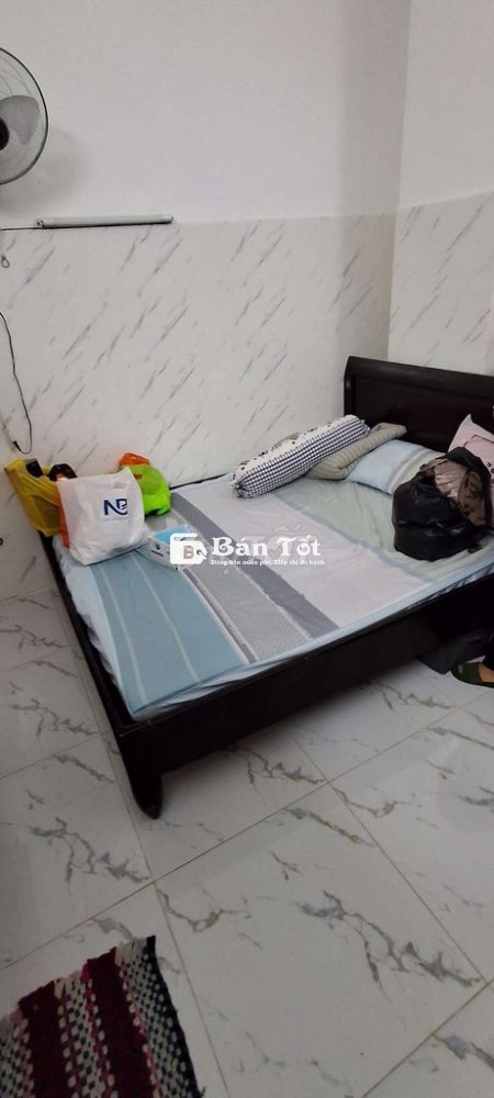 Tìm nữ ở ghép phòng ngay trung tâm Q1