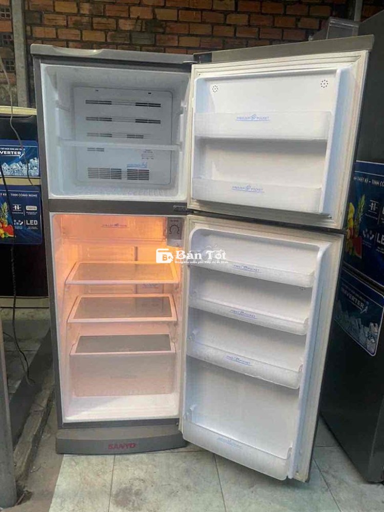 thanh lý tủ lanh sanyo 220litz