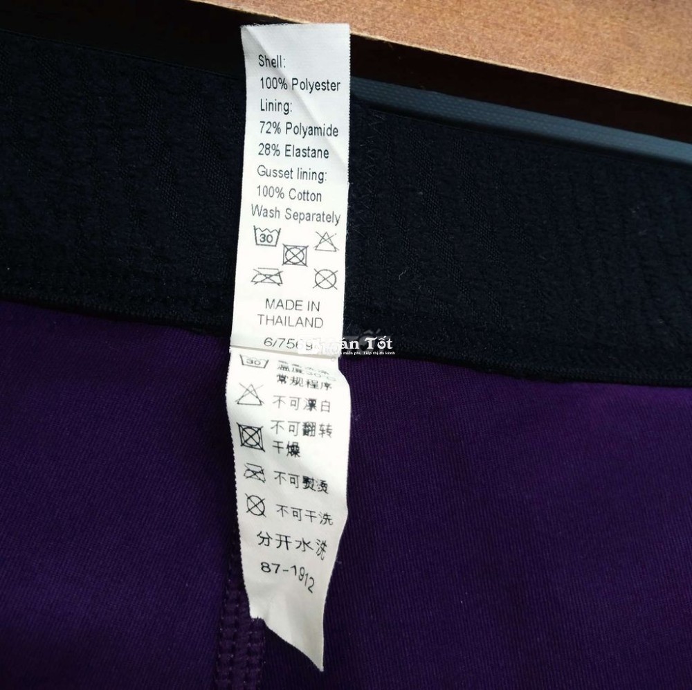 Quần tập Triumph size M