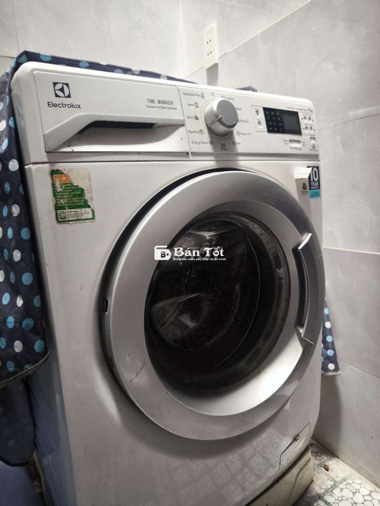 Cần bán lại máy giặt cũ không còn xài nữa