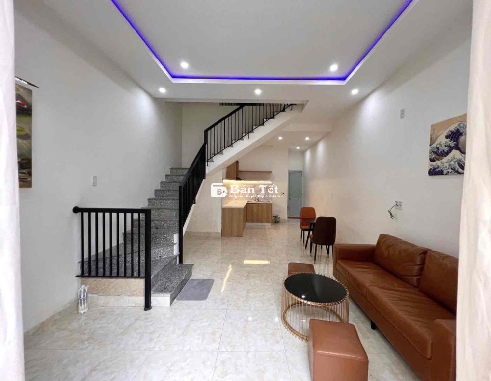 Nhà kiệt 2 tầng Hùng Vương gần Bicg 56m2 giá 3350 tỷ