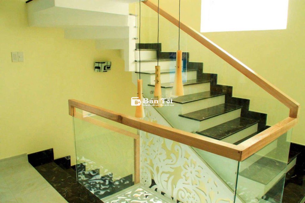 Chính chủ bán toà nhà 7 lầu ba tháng hai quận 10 giá 28,9 tỷ