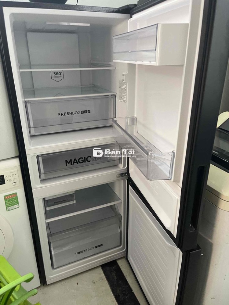 Tủ lạnh AQUA inverter 283L có ngăn đông mềm