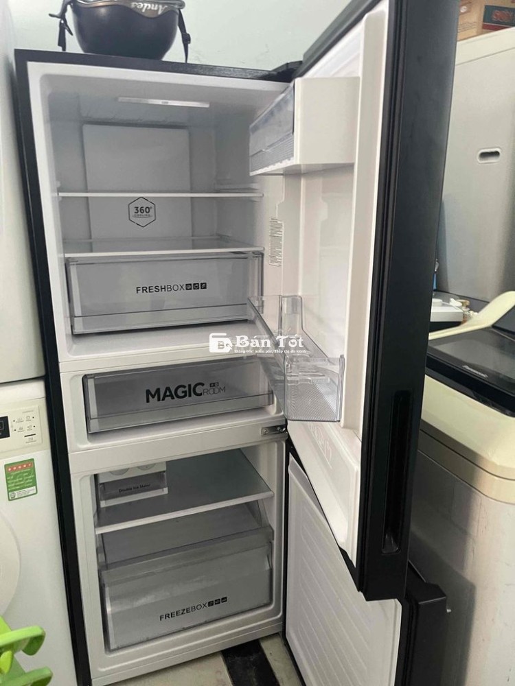 Tủ lạnh AQUA inverter 283L có ngăn đông mềm