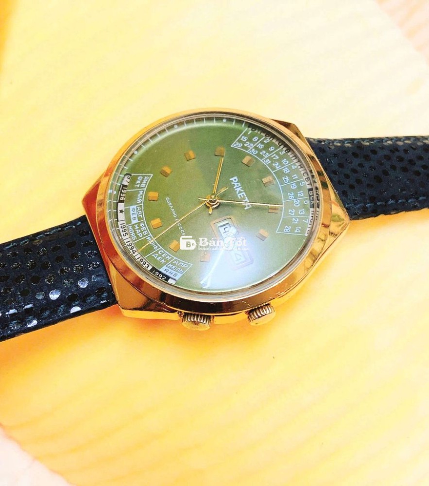 Đồng hồ Liên Xô cổ điển RakeTa Lịch vạn niên