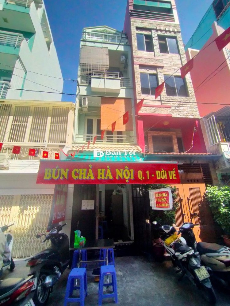 Cần Gấp Phụ Bếp Bún Chả Quận 3 (Làm 3 Ngày/Tuần)