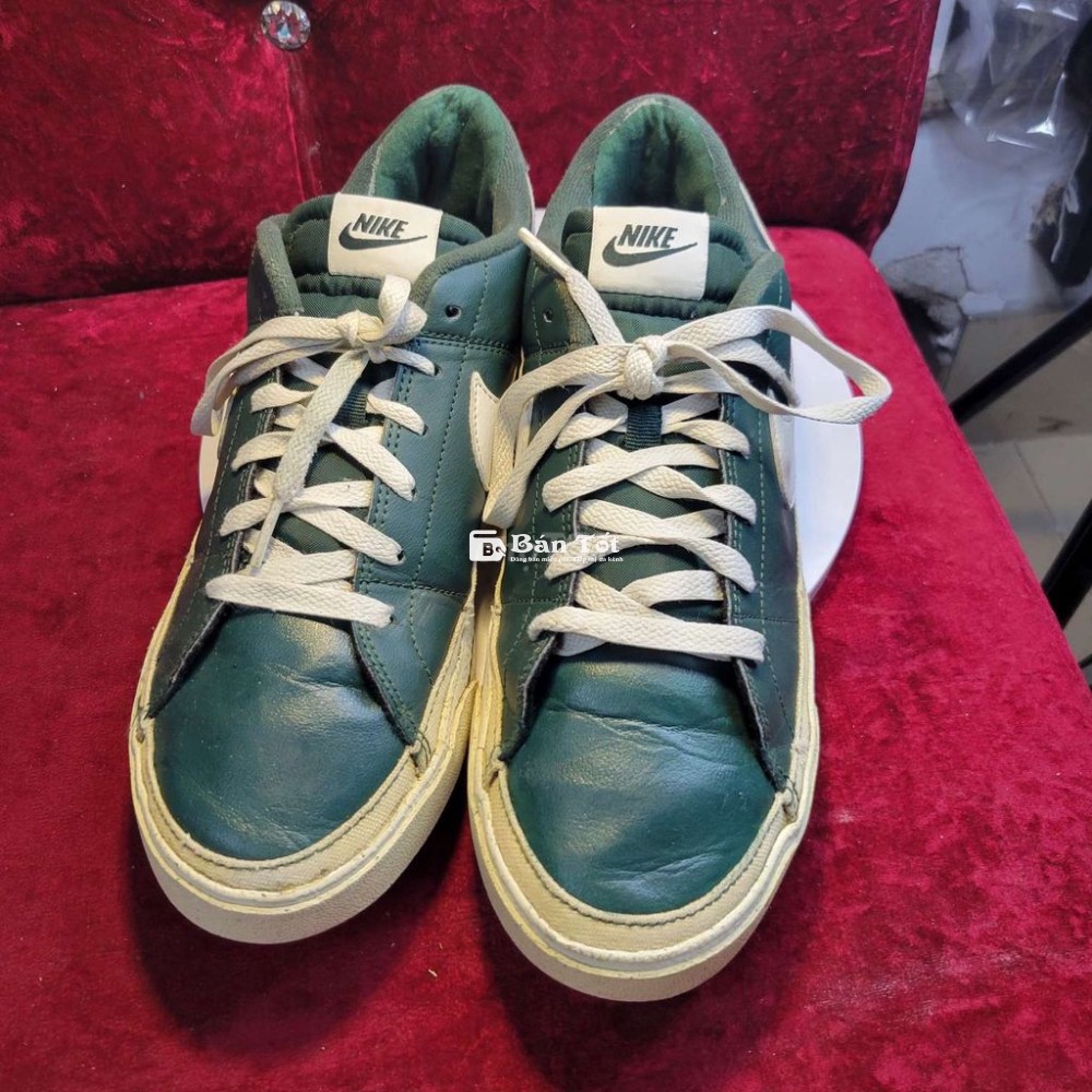 Giày Nike Xanh Size 44 - Chính Hãng, Like New!