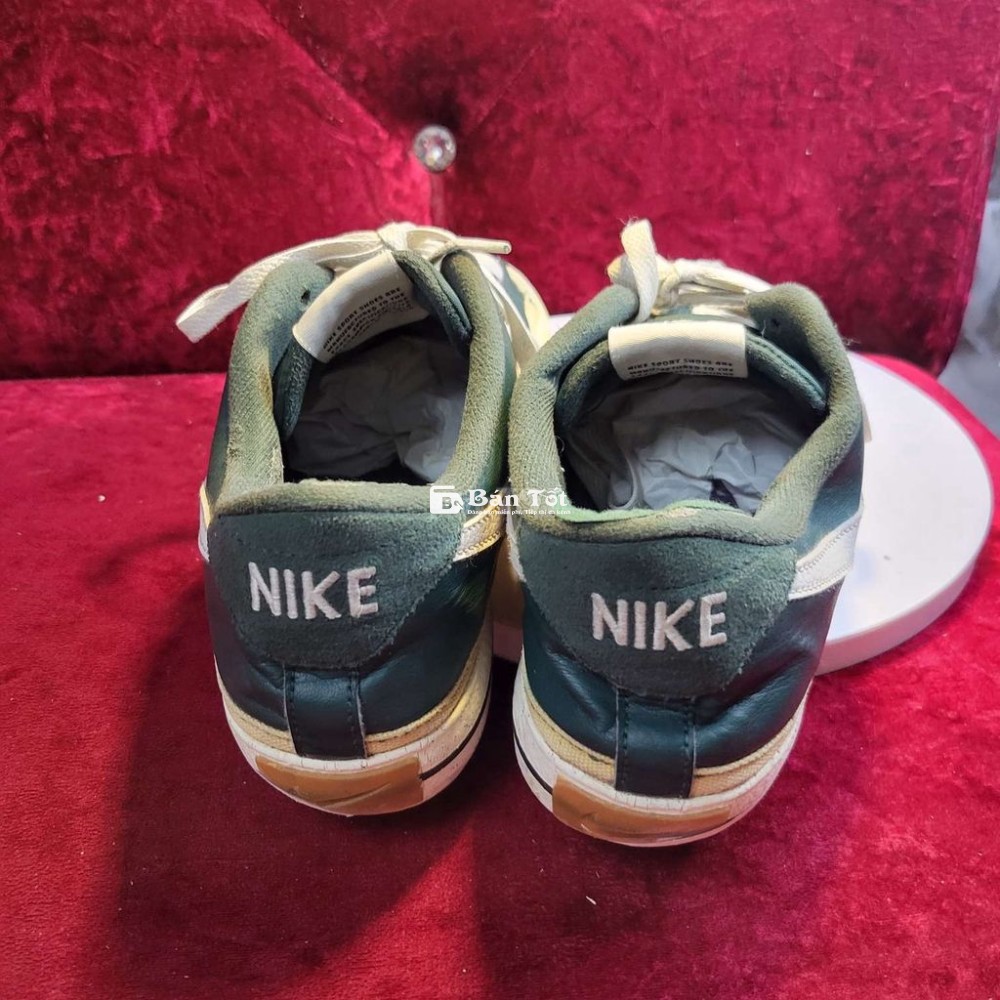 Giày Nike Xanh Size 44 - Chính Hãng, Like New!