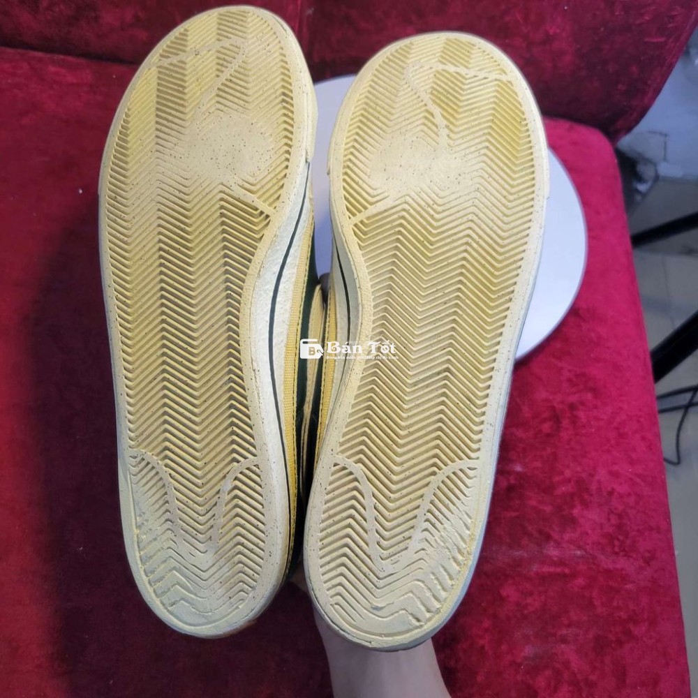 Giày Nike Xanh Size 44 - Chính Hãng, Like New!